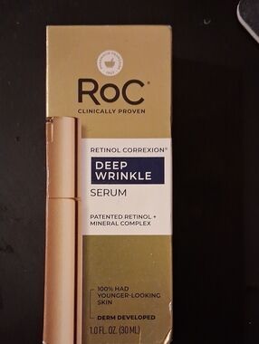BNIB RoC Deep Wrinkle Serum - Retinol Correxion 1.0oz